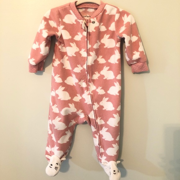 Set of 4 Carters pajamas (6 months) - Picture 2 of 5